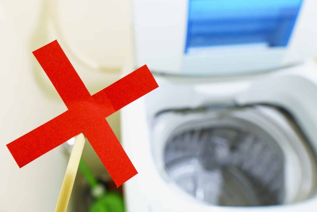 壊れた洗濯機のイメージ